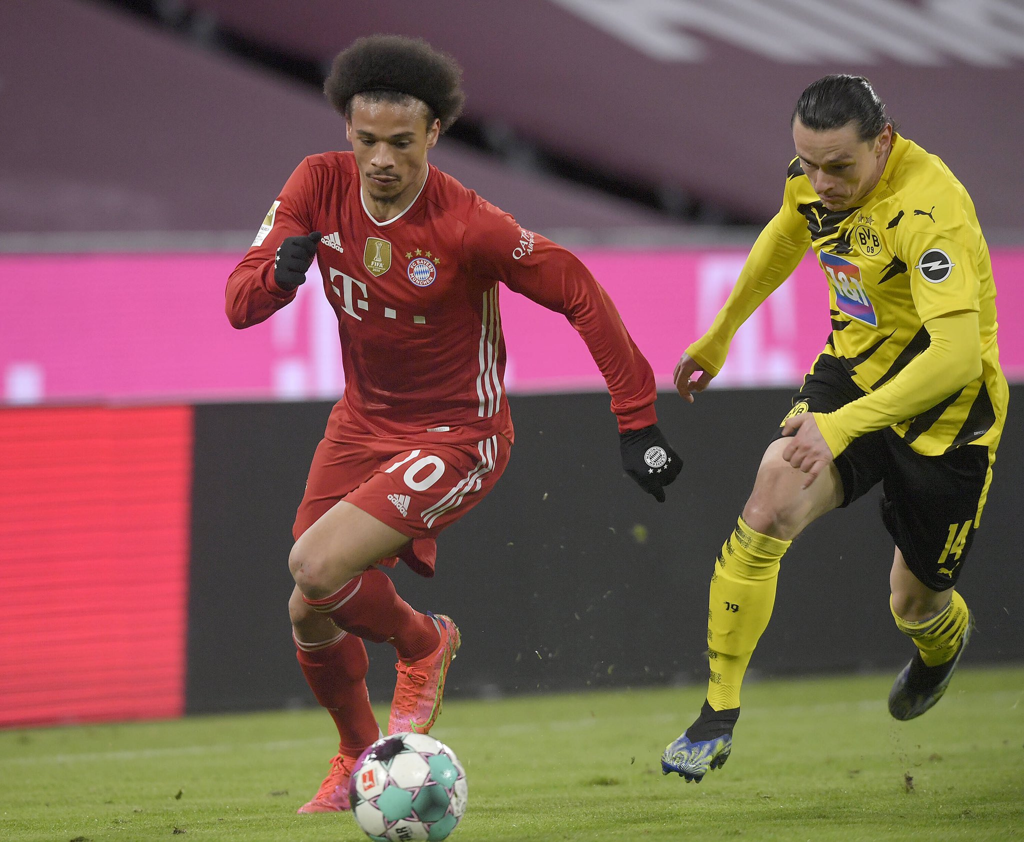 塞维利亚逆转马赛，萨内高光表现